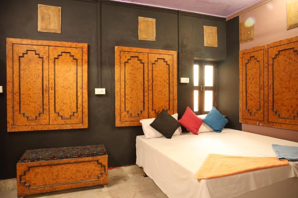 הוסטל ג'ודפור Santkripa Backpackers 400 Mtr From Railway Station מראה חיצוני תמונה