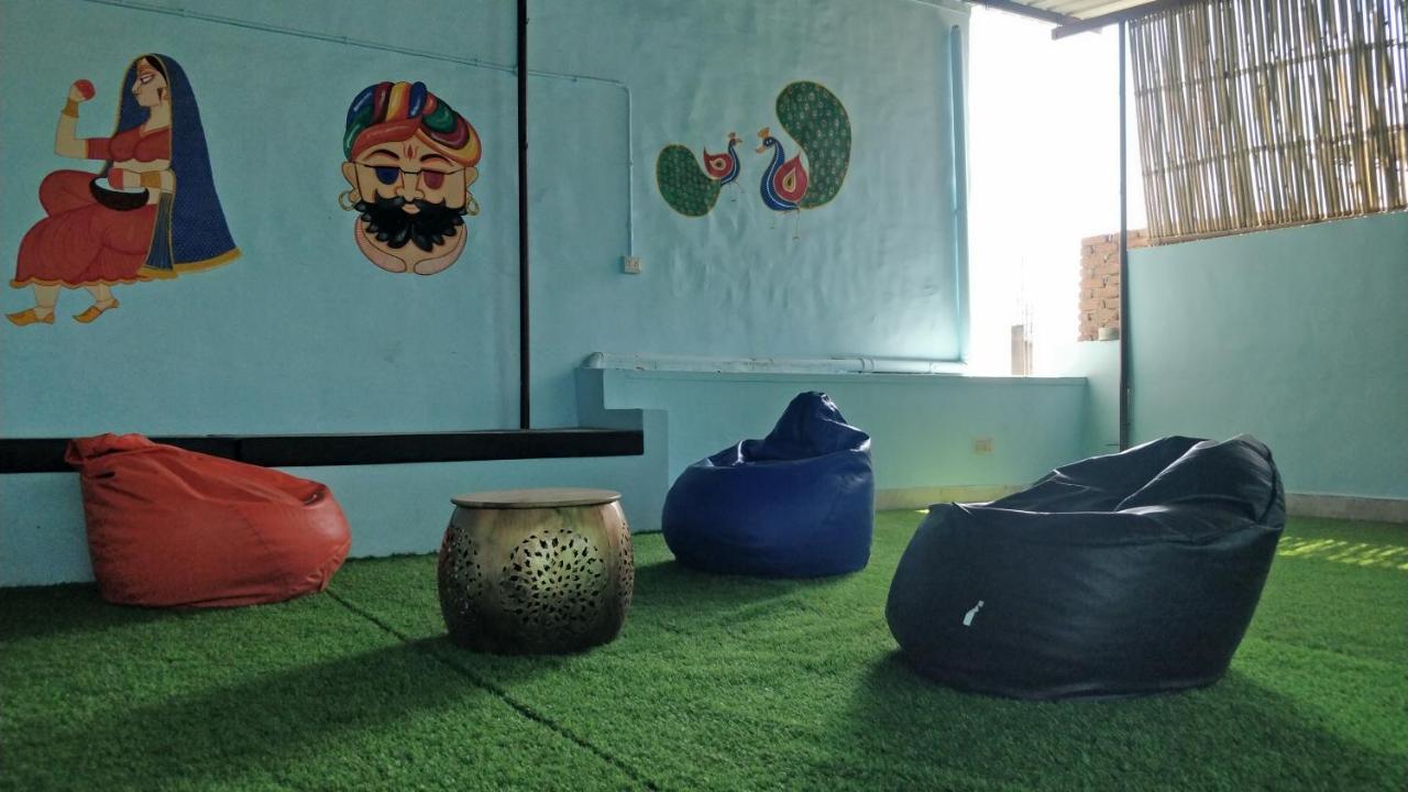 הוסטל ג'ודפור Santkripa Backpackers 400 Mtr From Railway Station מראה חיצוני תמונה