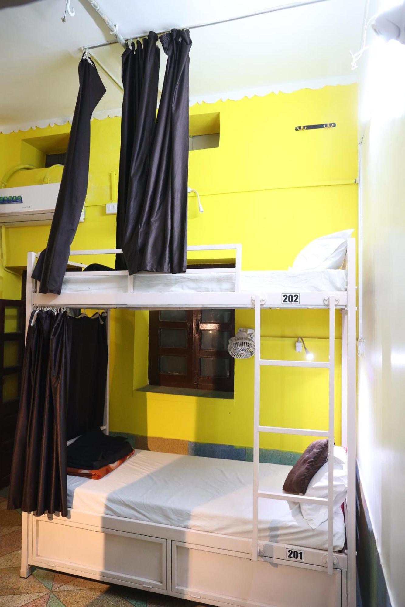 הוסטל ג'ודפור Santkripa Backpackers 400 Mtr From Railway Station מראה חיצוני תמונה