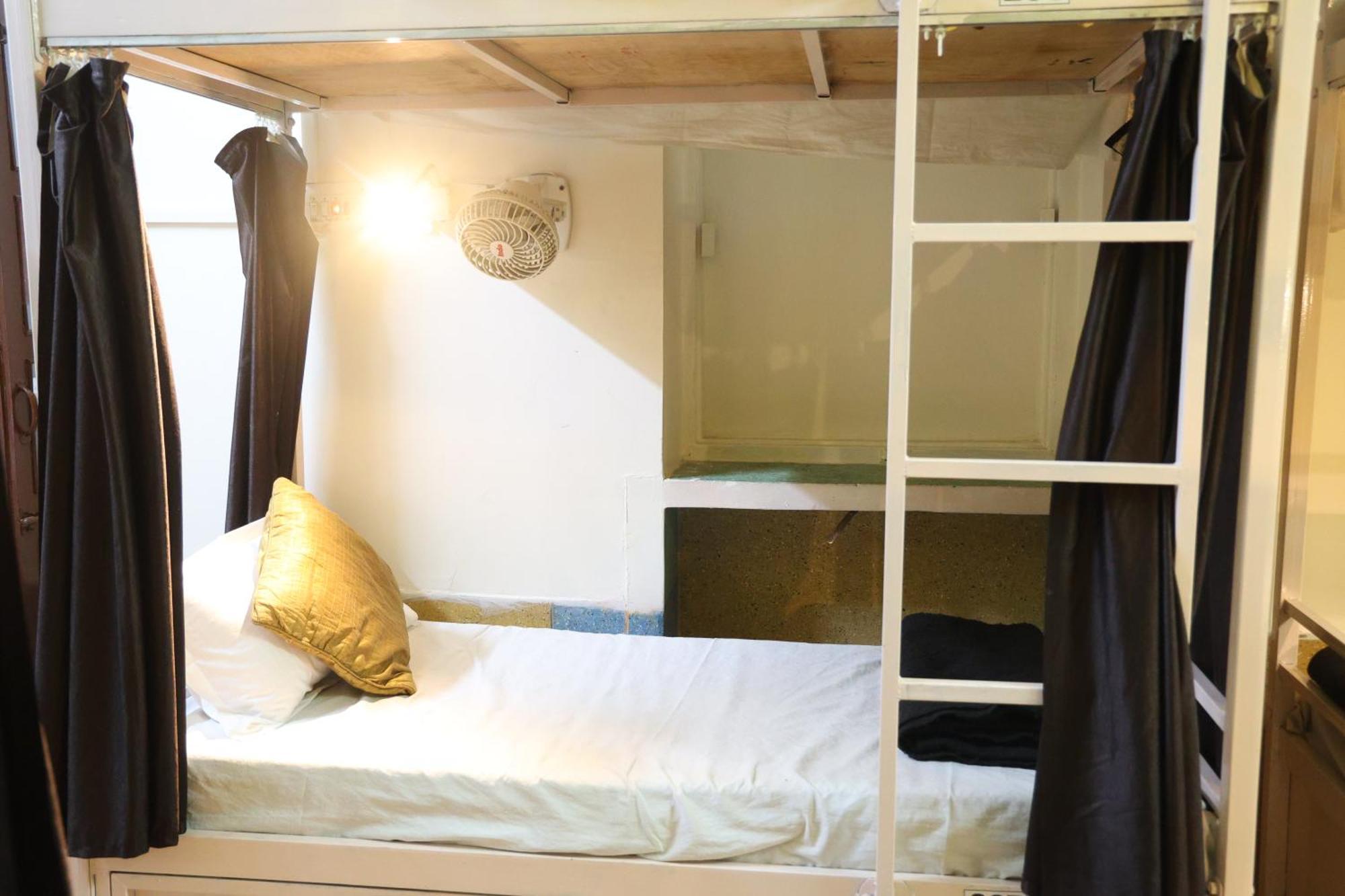 הוסטל ג'ודפור Santkripa Backpackers 400 Mtr From Railway Station מראה חיצוני תמונה